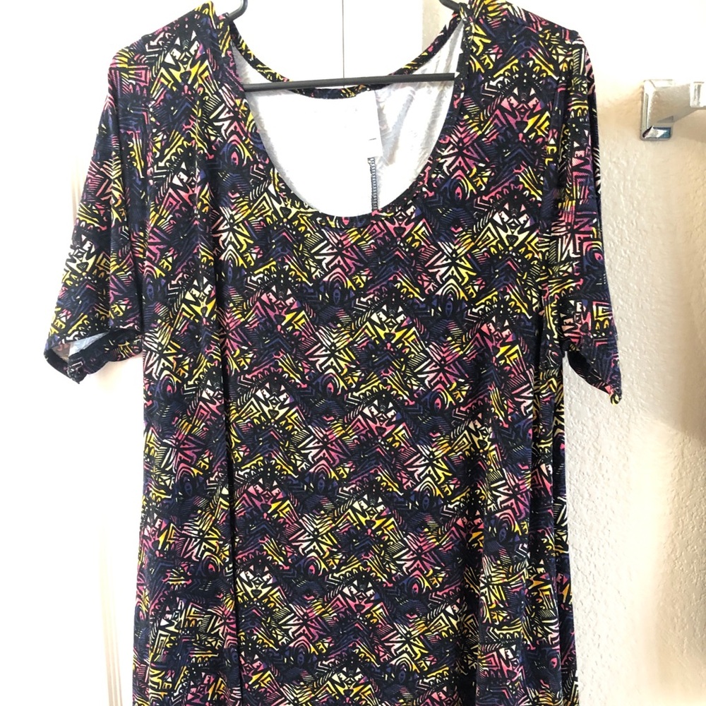 LuLaRoe Perfect T